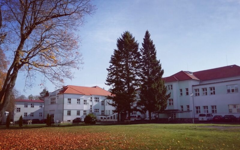 Nemocnice s rodinným prostředím hledá: Lékaře na interní oddělení