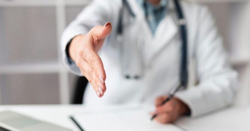 ORL lékař/ka na výpomoc do zcela nové moderní kliniky na Praze 5. Odměna až 1 500 Kč za hodinu
