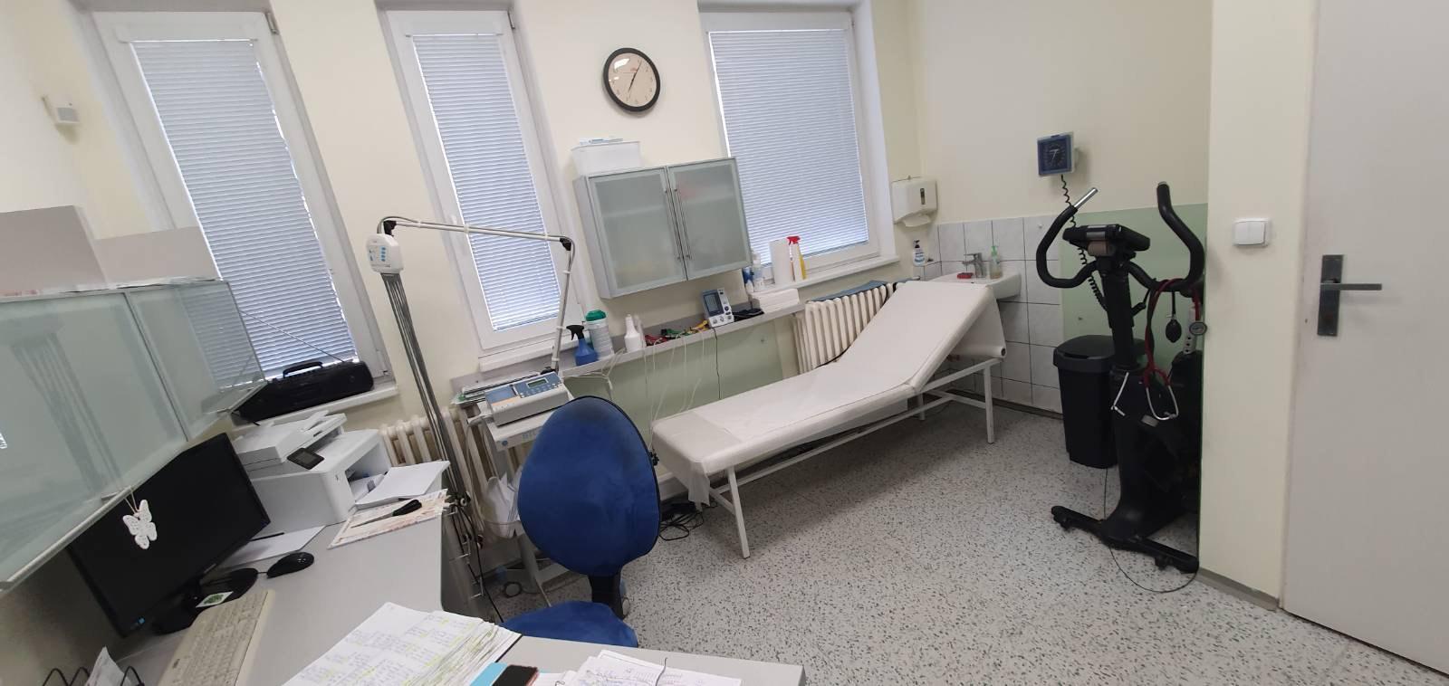 AB16D441-75B7-4D93-889A-797A0F1B03B5 (1)